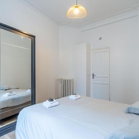 Appartement Metro Alexandre Dumas Paris Dış mekan fotoğraf