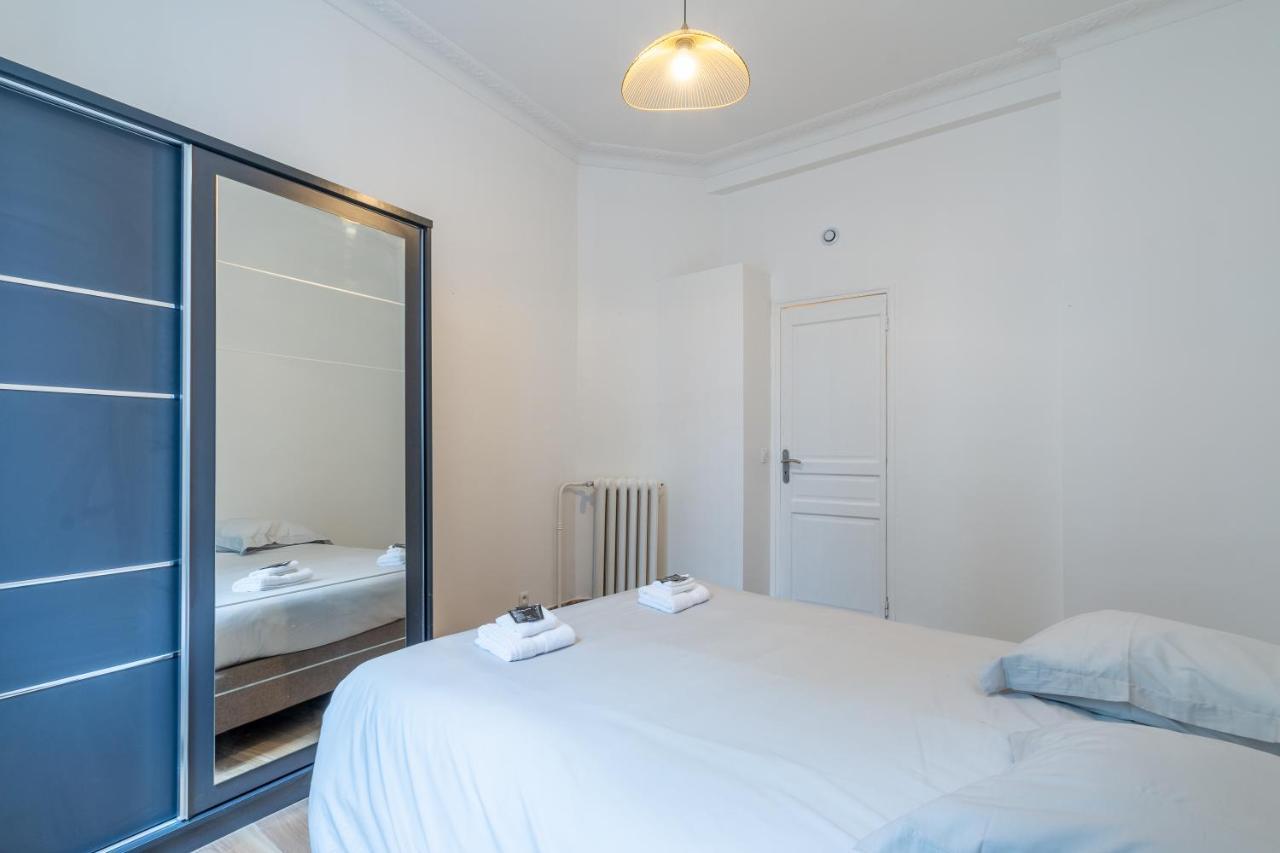 Appartement Metro Alexandre Dumas Paris Dış mekan fotoğraf
