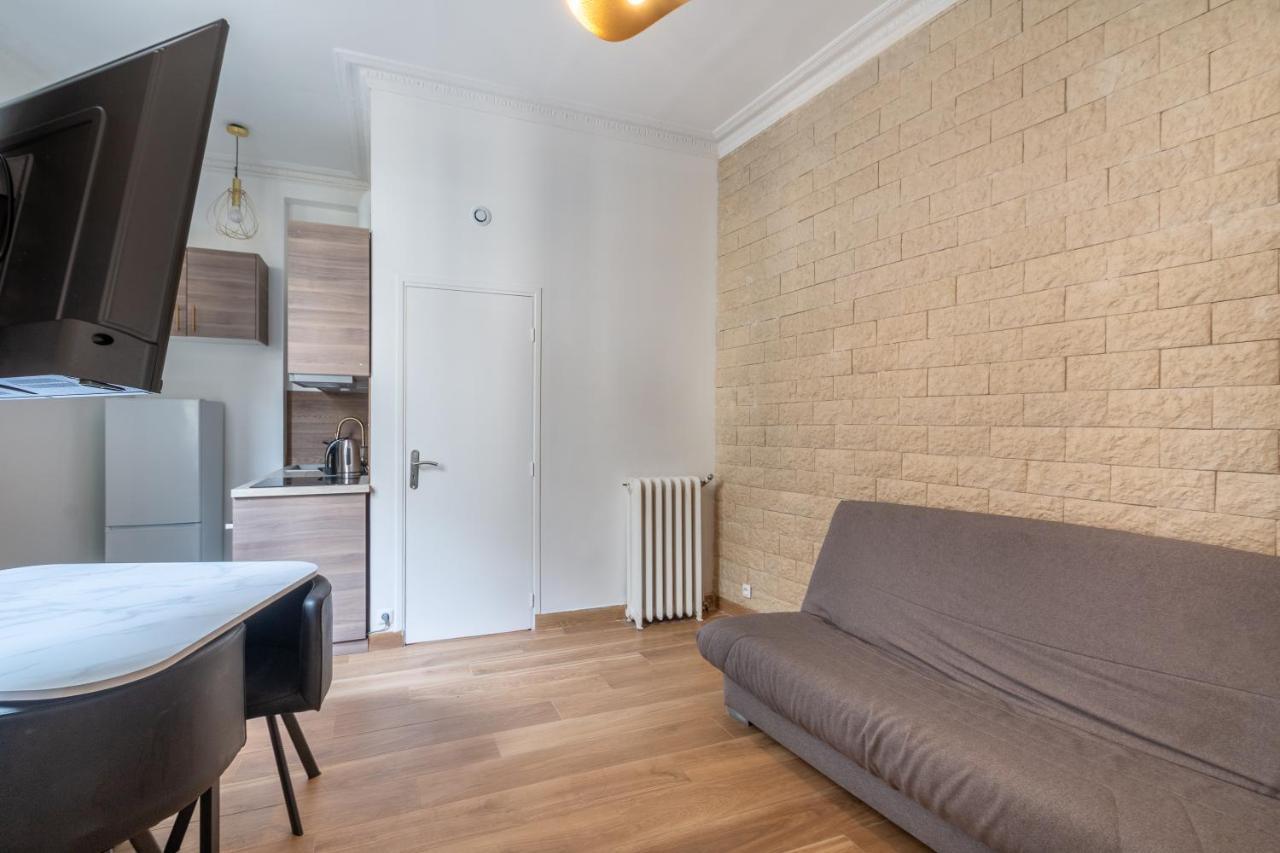 Appartement Metro Alexandre Dumas Paris Dış mekan fotoğraf